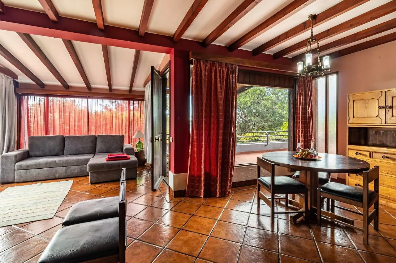 Cayenne House Villa Santa Cruz  Holiday home Santa Cruz (Madeira)